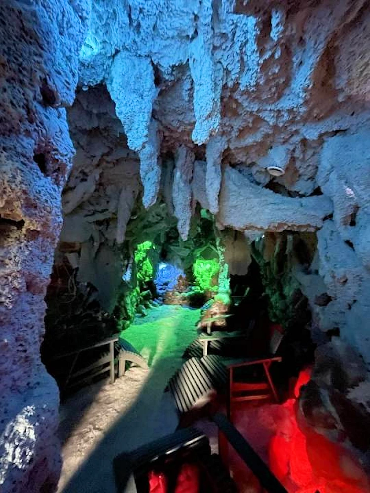 Die Salzgrotte mit Elektroherd