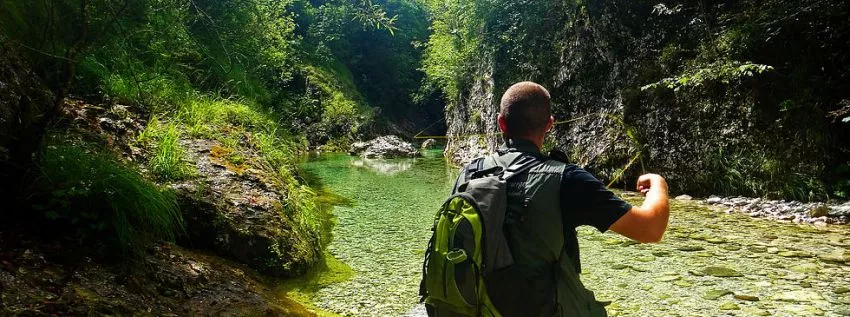 Fliegenfischen am Fluss Soča