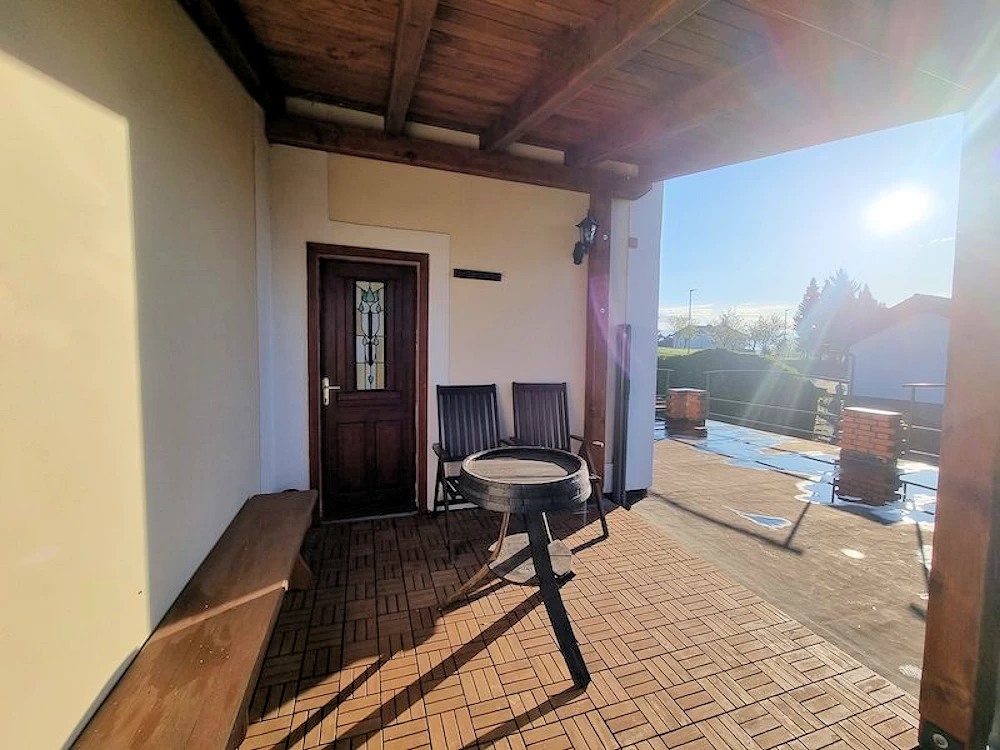 Ausgang zur Terrasse