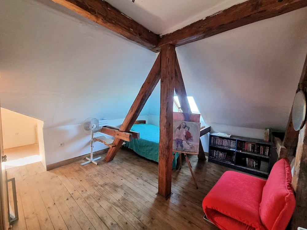 Leseecke im 1. Schlafzimmer im Dachgeschoss